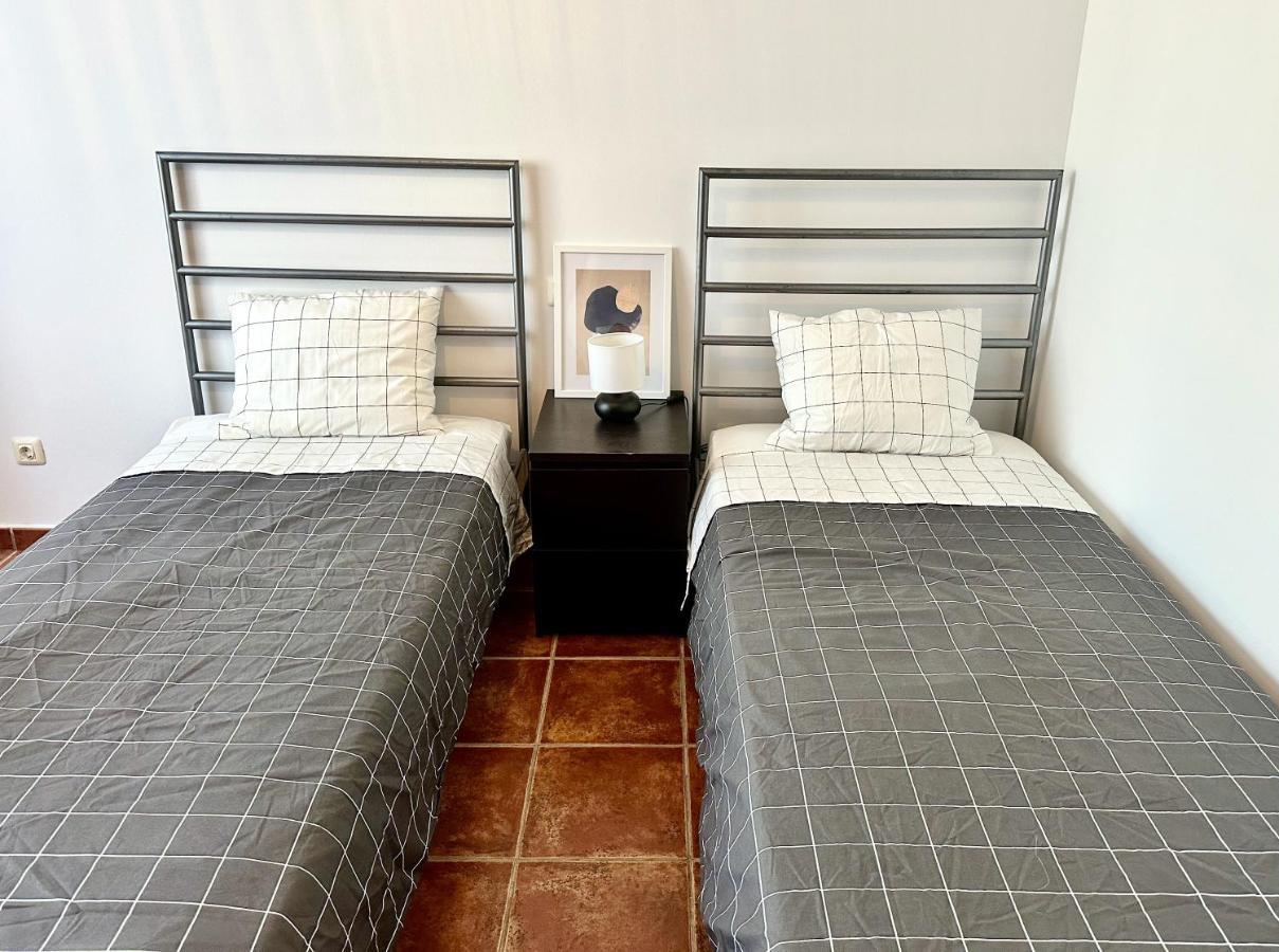 Pambnb - 250M To Beach, Family Pools, Wi-Fi & Bbq Granadilla De Abona Bagian luar foto