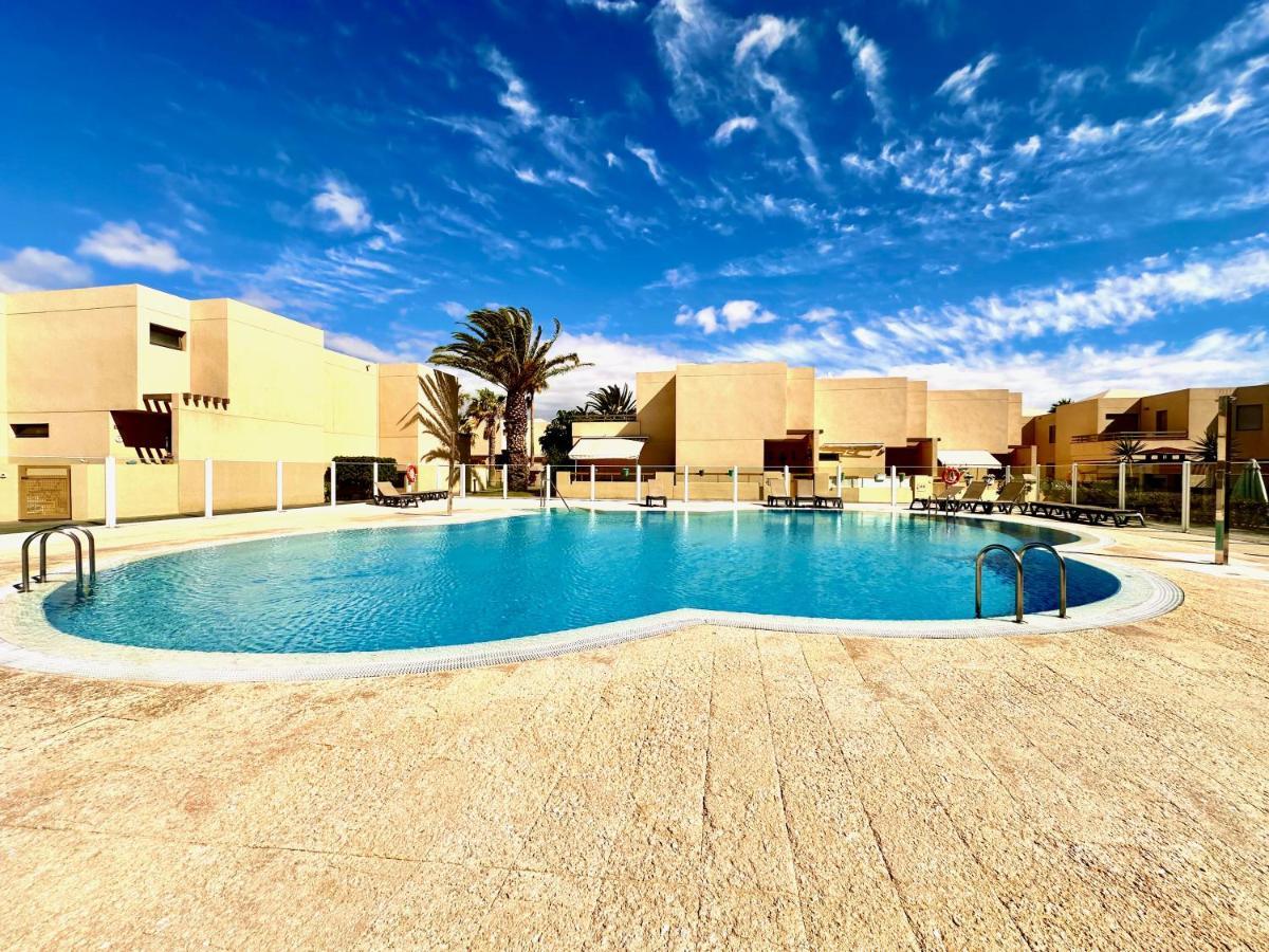 Pambnb - 250M To Beach, Family Pools, Wi-Fi & Bbq Granadilla De Abona Bagian luar foto